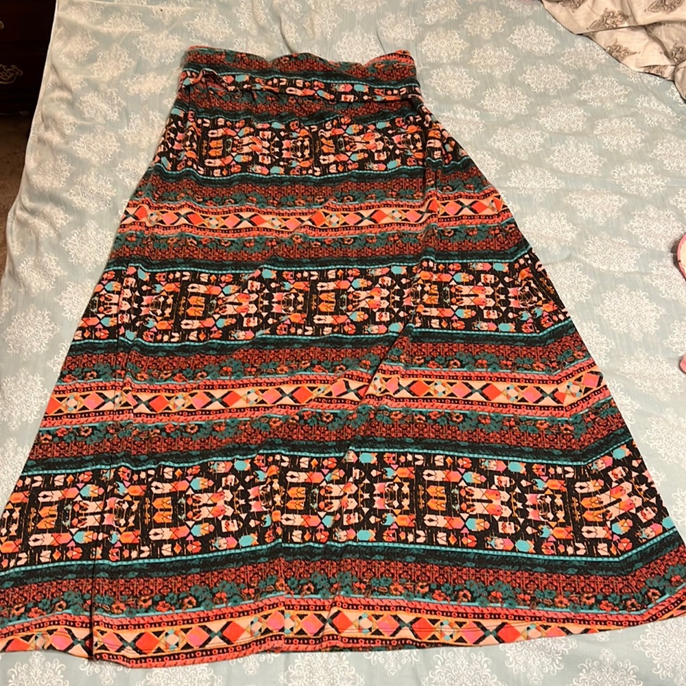 Gently loved long skirt size medium by Mossimo